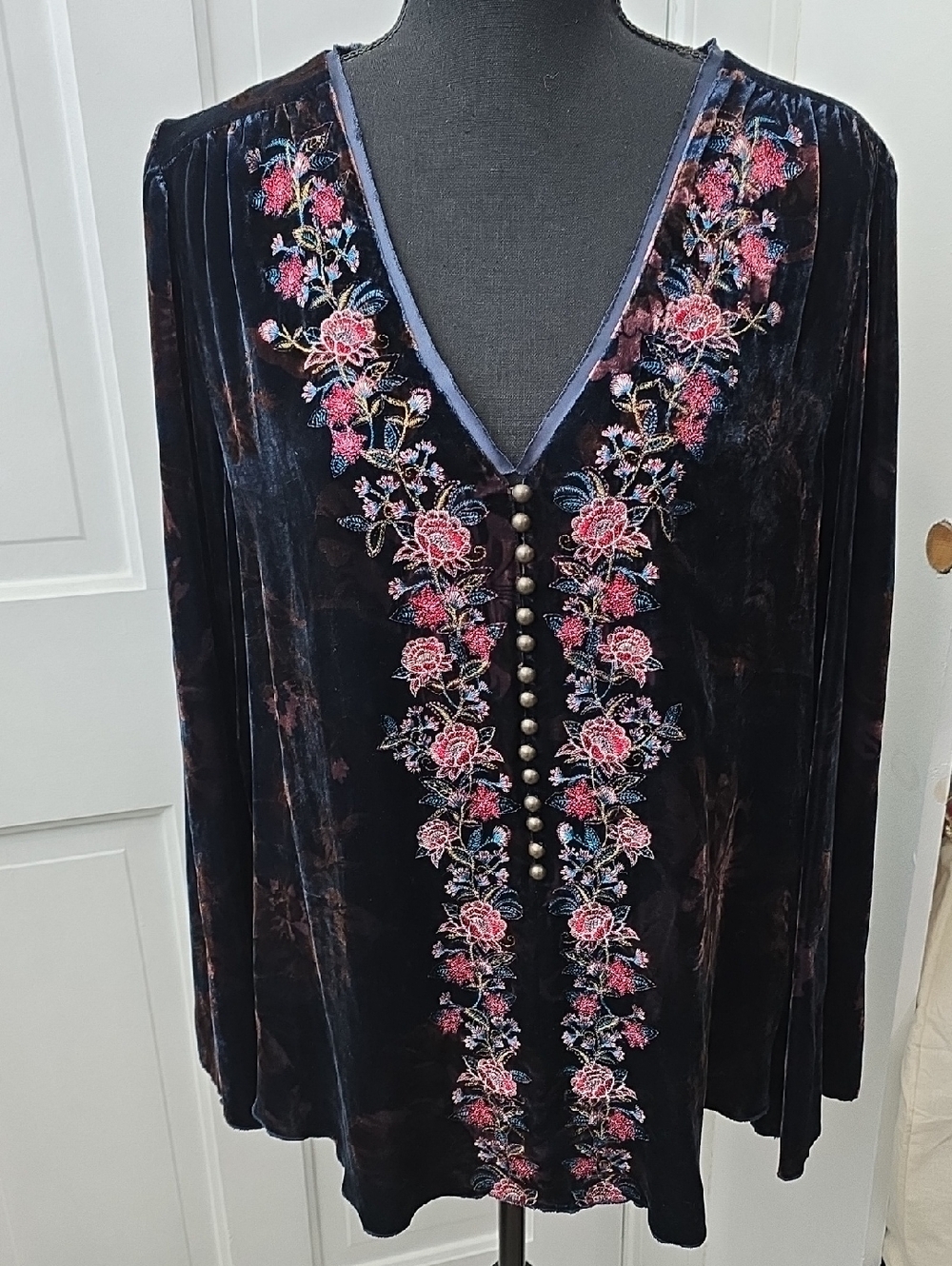Sundance Navy Blue Garment